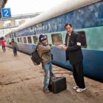 ट्रेन टिकट खो जाए तो भी TTE नहीं करेगा परेशान, जान लें इससे जुड़े ये सारे नियम