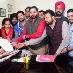 भ्रष्टाचार के आरोपों में फंसे बिल्डिंग इंस्पेक्टर दिनेश जोशी की मुशिकलें बढ़ीं, डीजीपी विजीलेंस पंजाब को की शिकायत