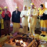 दुख के साथ सुख भी झेलना पड़ता है : श्री-श्री 108 स्वामी सिकंदर जी महाराज