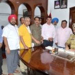 भाजपा कार्यकर्ता की पिटाई करने वाले 2 पुलिस मुलाजिम लाइन हाजिर