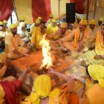 मां बगलामुखी साप्ताहिक हवन यज्ञ आयोजित  अन्न का कण और सत्संग का क्षण कभी नहीं गंवाना चाहिए : श्री – श्री 108 स्वामी सिकंदर जी महाराज