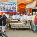 श्री गुरु नानक देव जी के 550 वें प्रकाश पर्व पर लगाया समोसे औऱ जल का लंगर