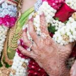 दो लड़कियों ने आपस में रचाई शादी, थाने पहुंच कर लगाई यह गुहार