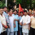 आदर्श नगर दशहरा वेलफेयर कमेटी ने दशहरा पर्व के सफल आयोजन को किया हनुमान ध्वज स्थापित