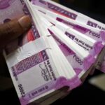 2000 के पौने तीन करोड़ से ज्यादा रुपए लेकर बैंक पहुंचा कारोबारी का बेटा